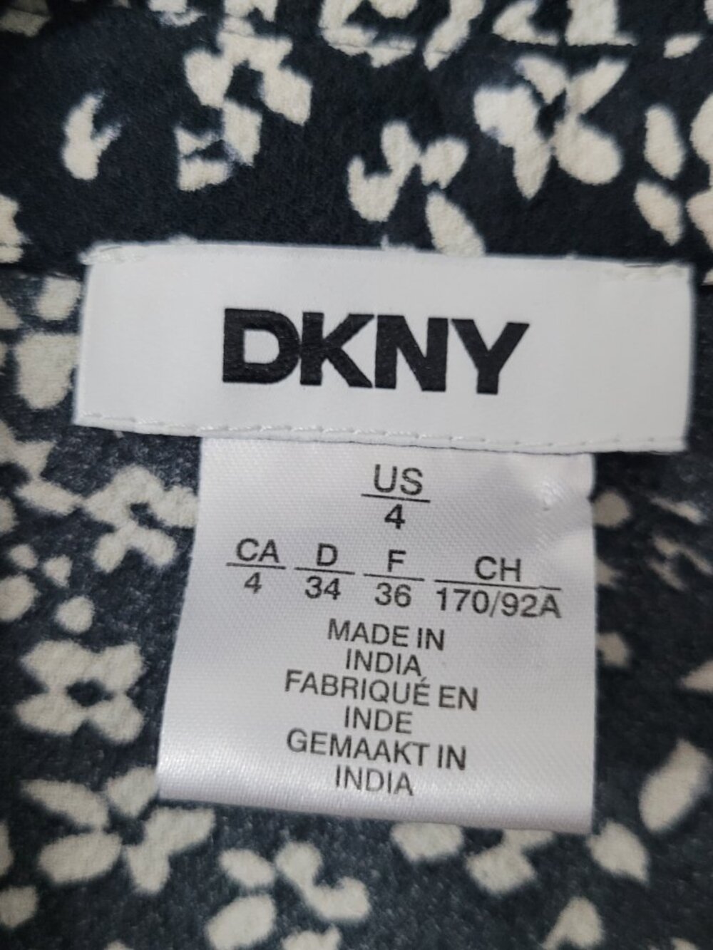NWT DKNY Black & White Floral Ruched Midi Shirtdress - Picture 9 of 10